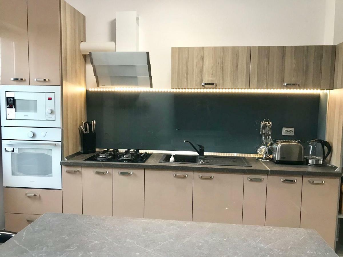 Apartmán Luxury Flat 9 Near Metro Bukurešť Exteriér fotografie