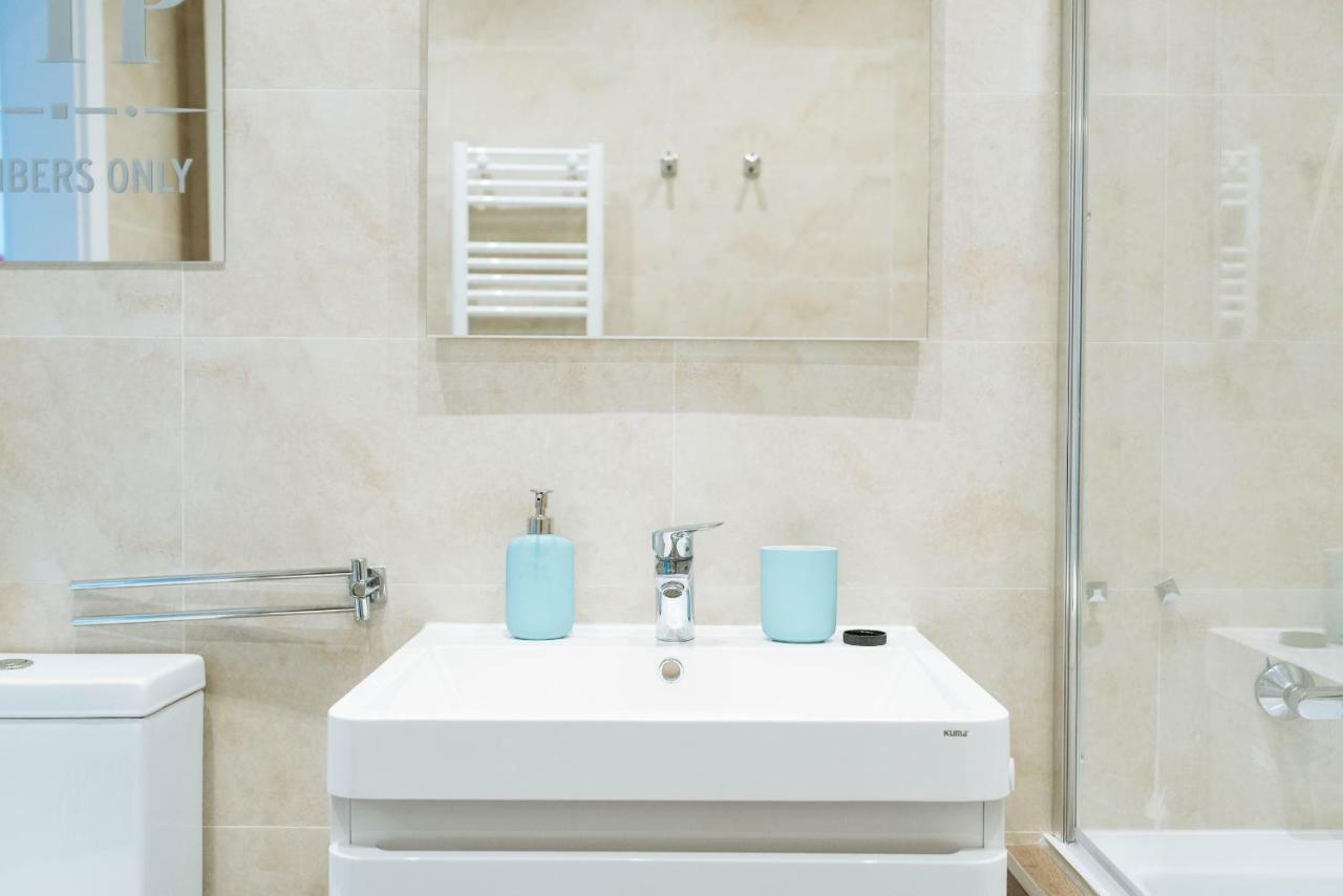 Apartmán Luxury Flat 9 Near Metro Bukurešť Exteriér fotografie